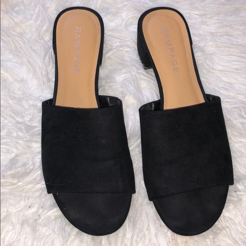 Black slides. Size 8